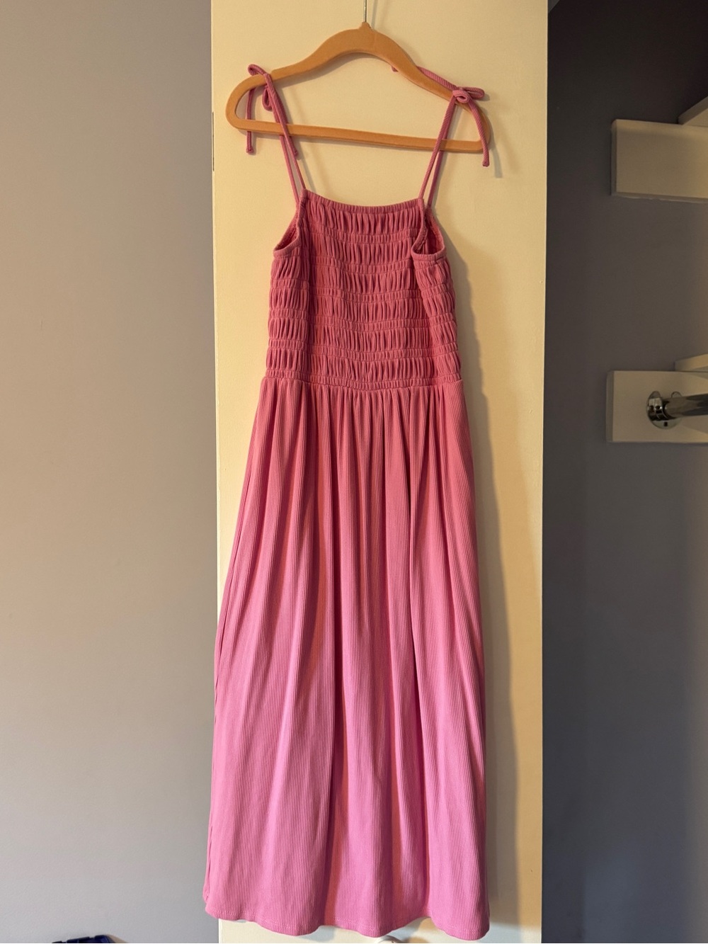 Girls' Pink Smocked Tie-Strap Casual Dress